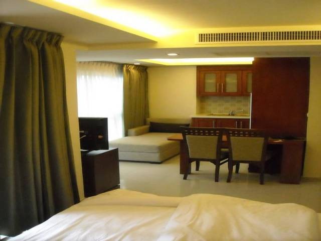 City Garden new chic condo studio at.. - 2