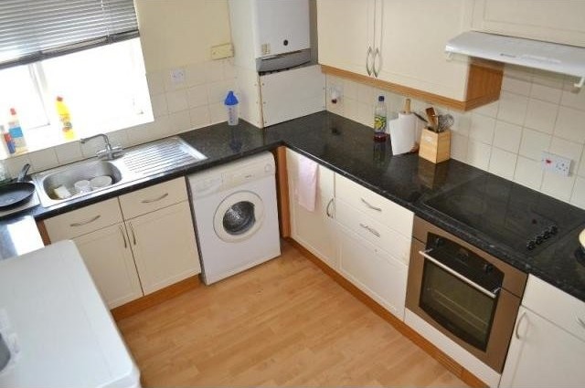 Apartment - Tenure: Leasehold The.. - 2
