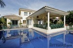 5 Bedrooms - Villa - Malaga - For Sale