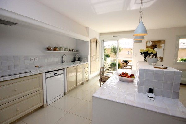V2022 Stylish modern apartment with 2.. - 2
