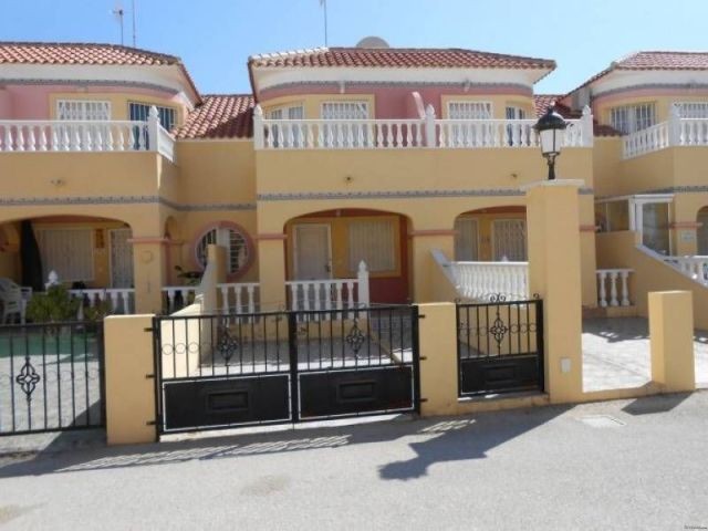 Terraced for sale 84.950 € Costa..