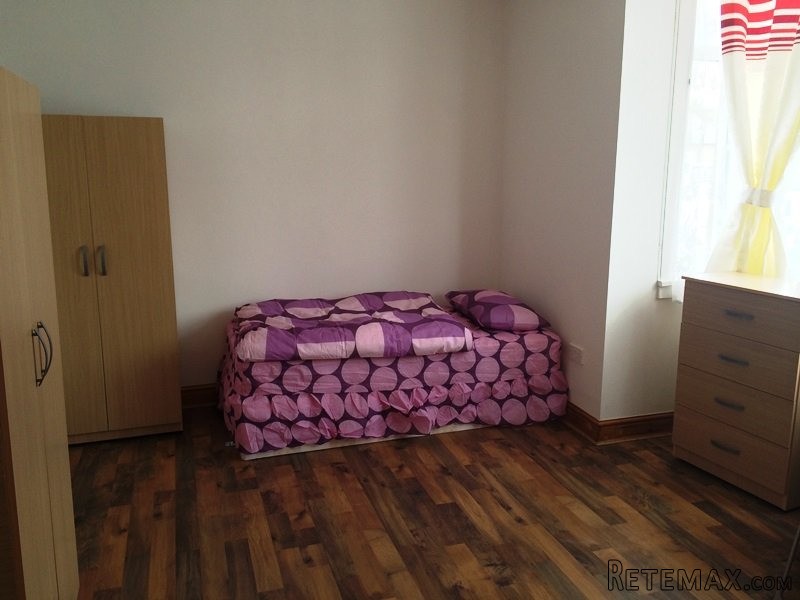 Double room, Zone 3, Leyton (share or..