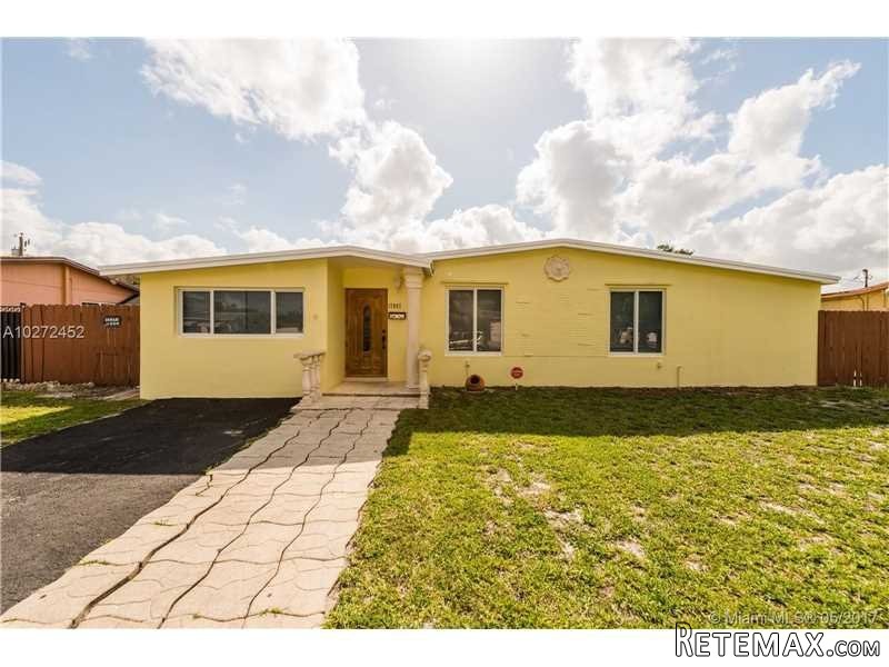 3 bedroom House For Sale: 17897 NW 78 Pl