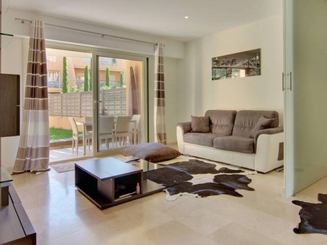 nice 3 rooms apartment near beach