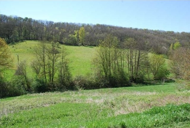 Handsome Quercy Stone Farmhouse Set In.. - 2