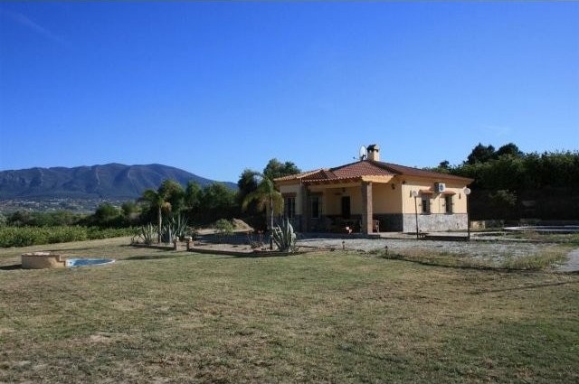 Villa - A pretty country house with..