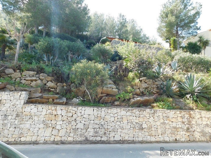 1000m2 Plot For Sale At The Top Of La..