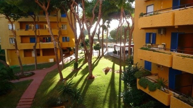 Apartment - Very conveniently situated..