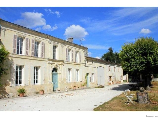 10 Bedroom Manor House For Sale - 2