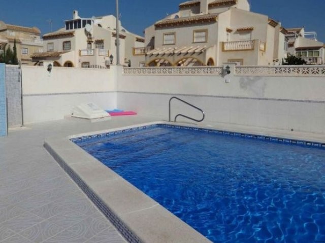 Apartment for sale 65.000 € Costa..
