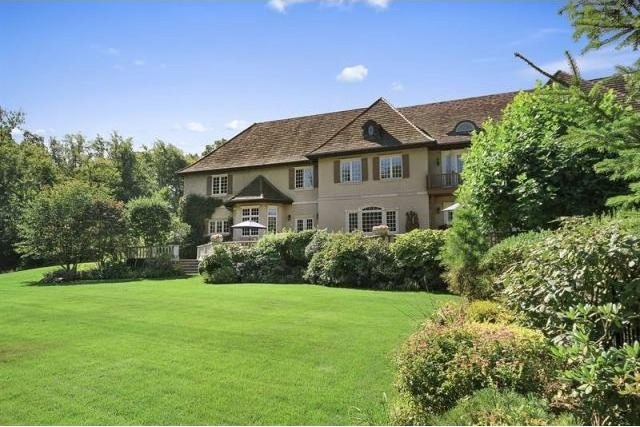 7 bedroom Residence For Sale: Armonk.. - 2