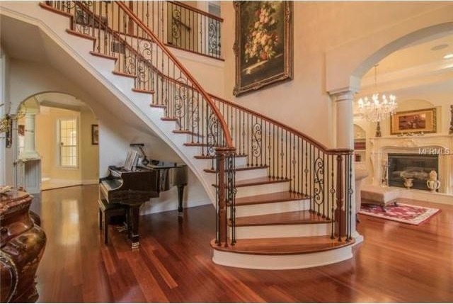 5 bedroom Property For Sale: 2916 WEST.. - 2