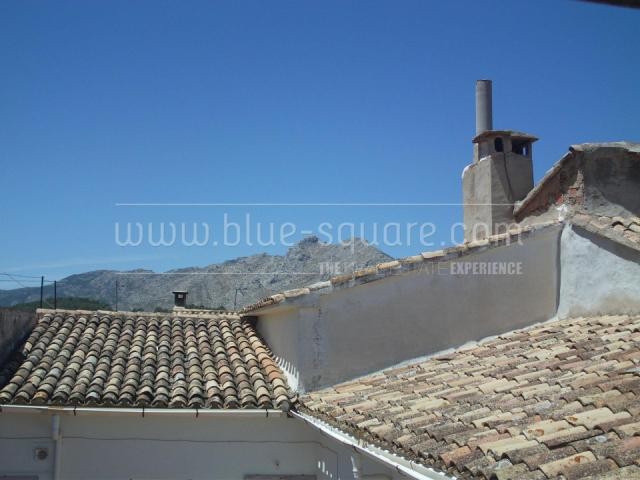 Beautiful, fully reformed, four bedroom..