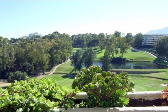 3 Bedroom Front Line Golf Bargain..