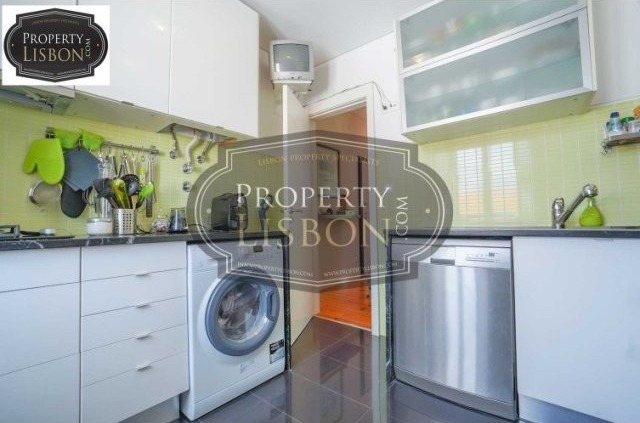 T2 Lisbon Apartment in Alto Santo Amaro - 2