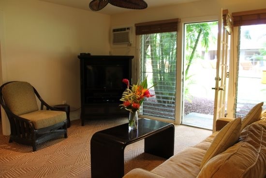 Aina Nalu Condo D107