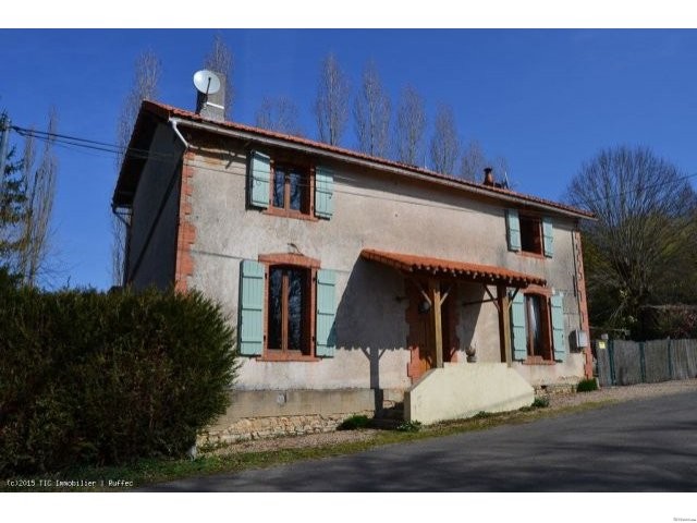 House in very good condition - Near..