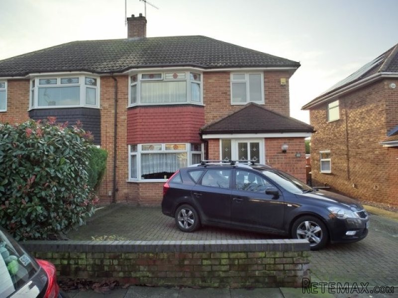 - Kent - For Sale