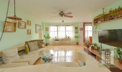 1 bedroom Apartment For Sale: 3935..
