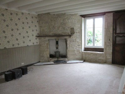Large Stone 5 Bed Property - 2