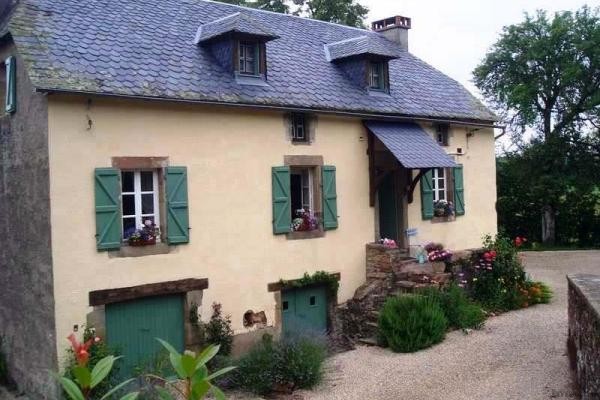 Nr Argentat sur Dordogne - For sale :..