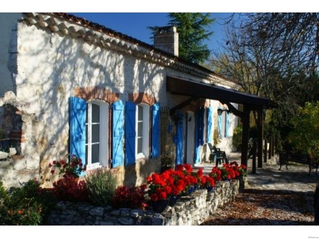 Pretty House with Guest Cottage and Pool - 2