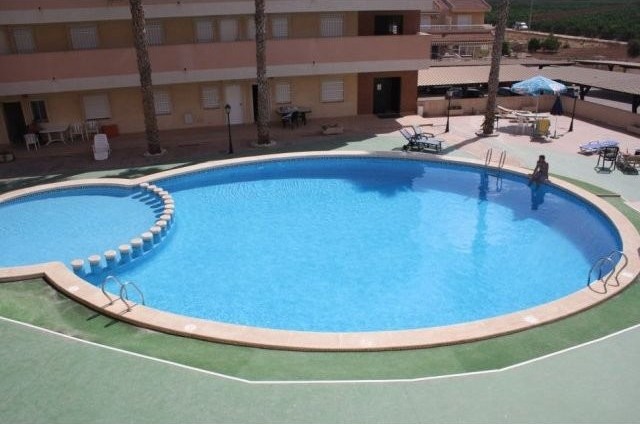 1st Floor 2 Bedroom Apartment In El..