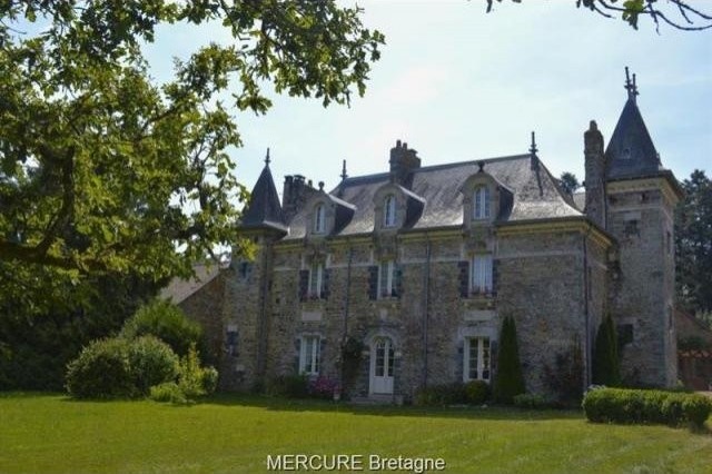 4 bedroom Manor House For Sale: 35550..