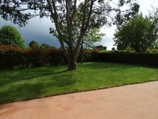 Modern French House, Nice Setting - 2