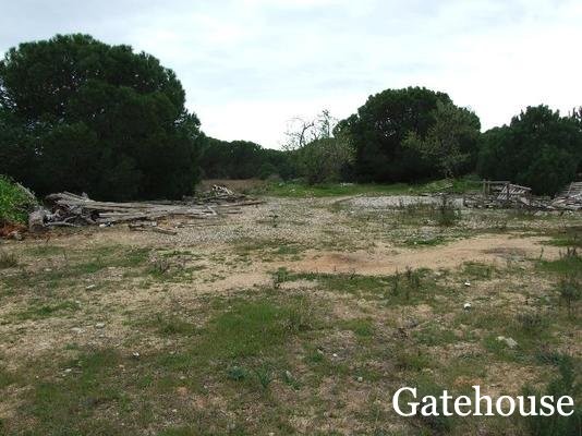 Building Plot For Sale Near Vale do.. - 2