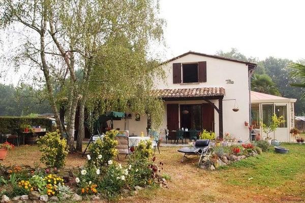 St Martin de Gurson (Dordogne) - 3 bed..