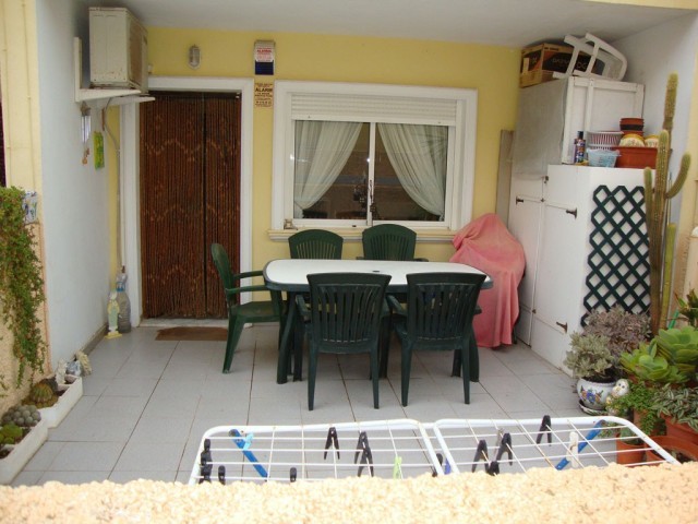 2 Bedrooms - Property - Alicante - For..