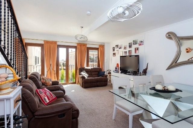 3 Bedroom Townhouse in Jesus-Pobre - 2