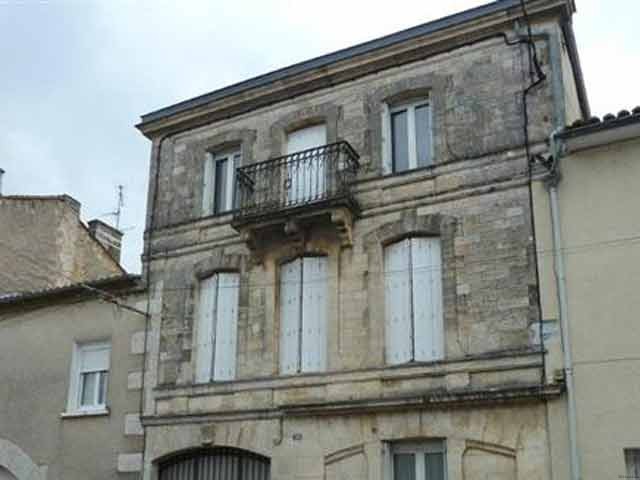 3 Apartments For Sale In Charente Town.. - 2