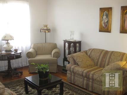 2 bedroom Apartment For Sale: 141 -16..