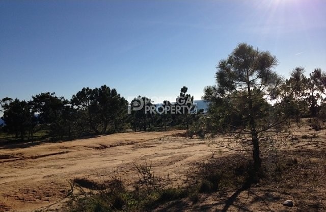 Plot of land with sea views & minutes.. - 2