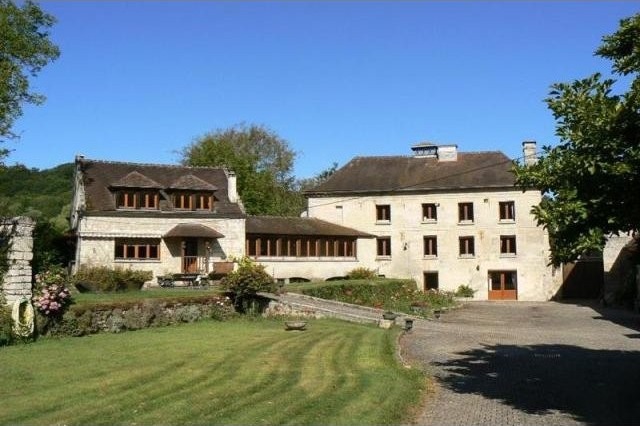 8 bedroom House For Sale: 60200 OISE