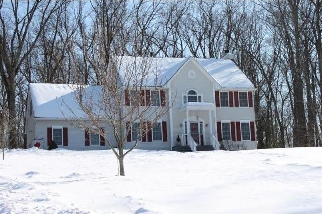 3 bedroom Residence For Sale: East.. - 2