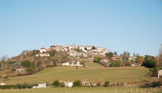 Spacious, South Facing Village House.. - 2