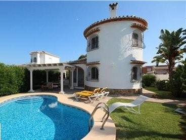 Villa in Denia