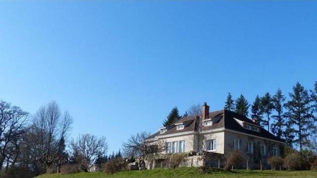 7 bedroom House For Sale: 87000 LIMOGES