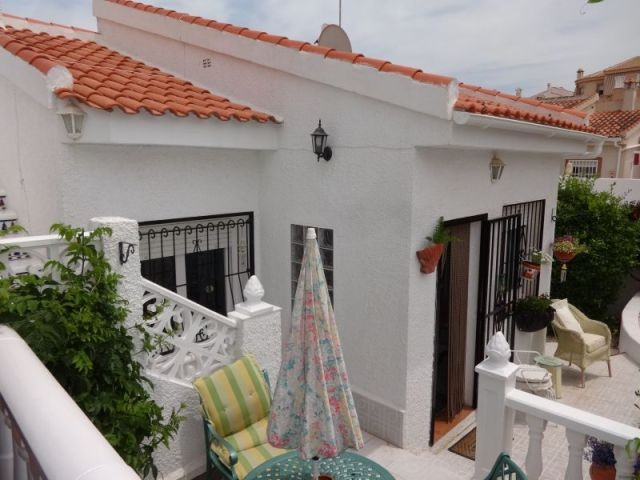 Bungalow for sale 99.950 € Costa..
