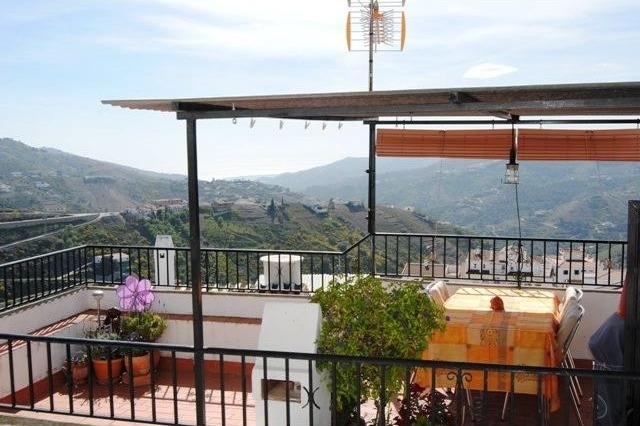 Town House for Sale in Competa, Competa..
