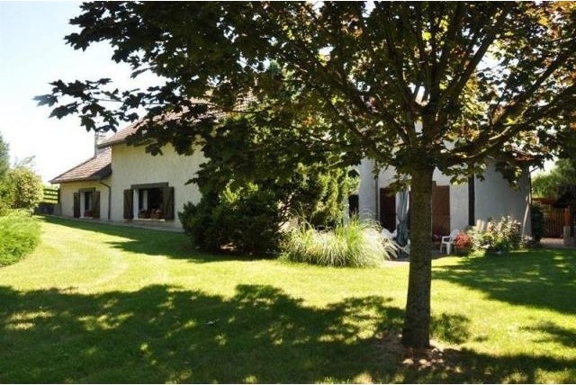 4 bedroom House For Sale: 38890 SAINT.. - 2