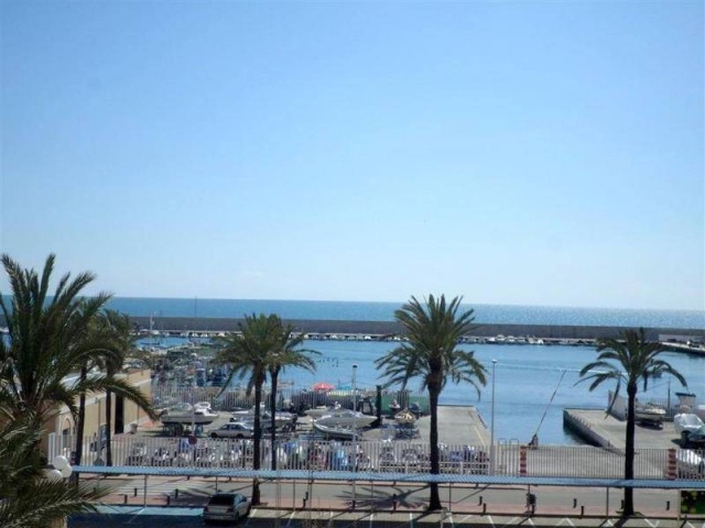 APARTMENT FOR SALE IN FUENGIROLA
