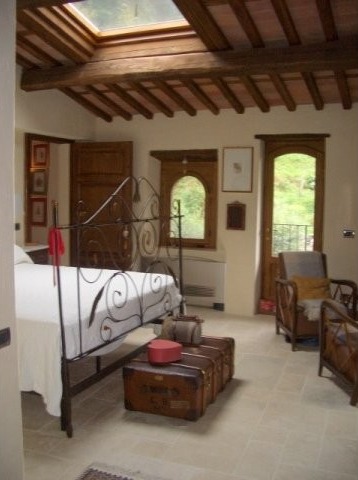 Country/farmhouse - For Sale - North of..