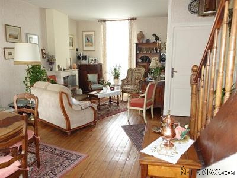 3 Bedrooms - Town House -.. - 2