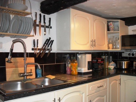 Lovely 2/3 Bed Character Cottage - 2