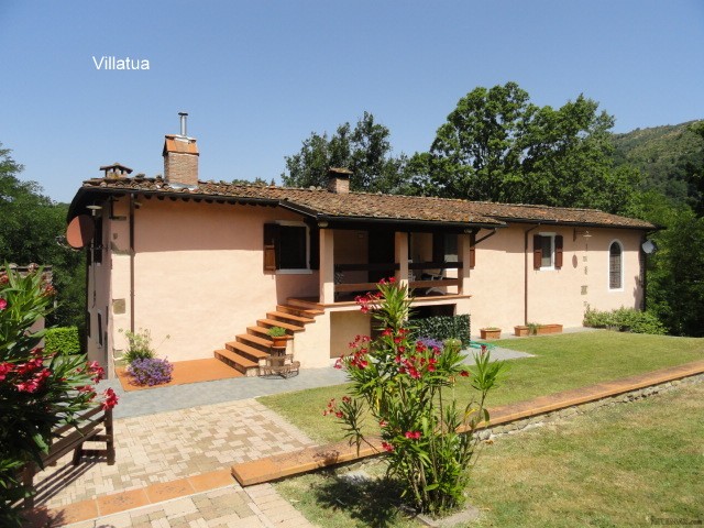 Country/farmhouse - For Sale - North of..