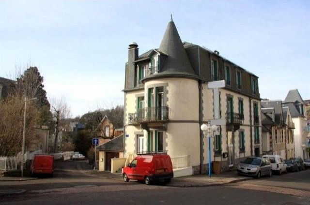 20 bedroom Character For Sale: 63150 LA.. - 2